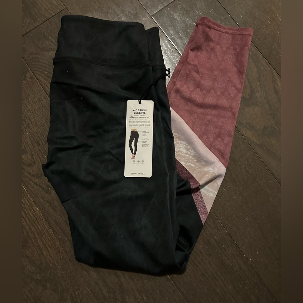 Alo airbrush leggings - medium - Picture 3 of 3